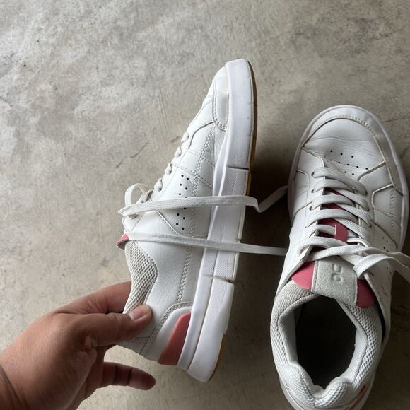 On Cloud The Roger Advantage Pink Sneaker Women's Size 8 - Picture 2 of 7